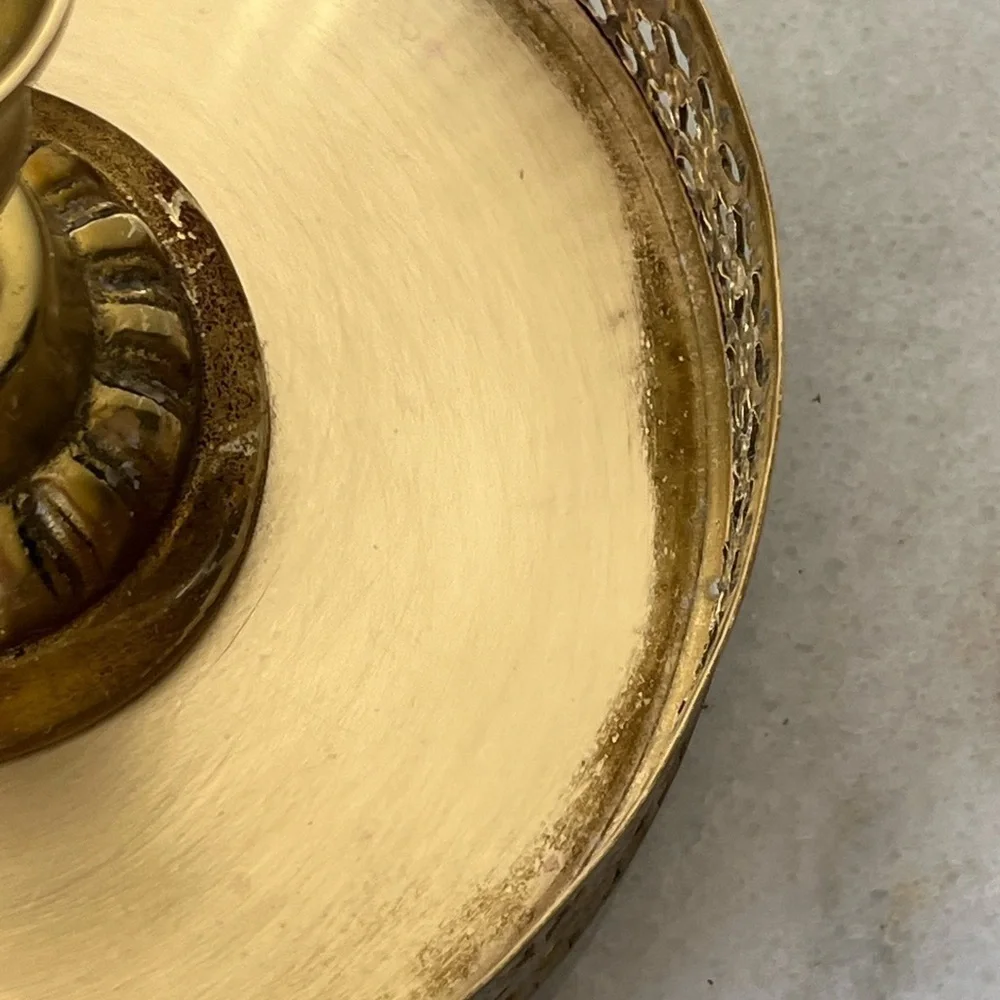 Vintage filigree candleholder with tray and feet